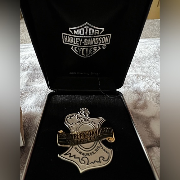 Harley Davidson ladies pin, rare - Picture 3 of 5